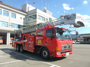 30m級はしご付消防自動車